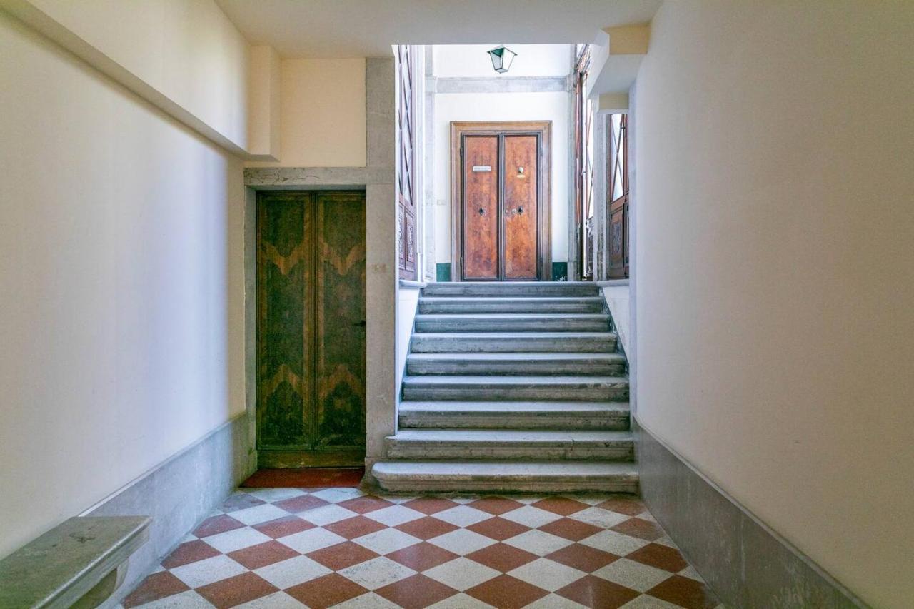 Hotel Le Mansarde Deluxe Venecia Exterior foto